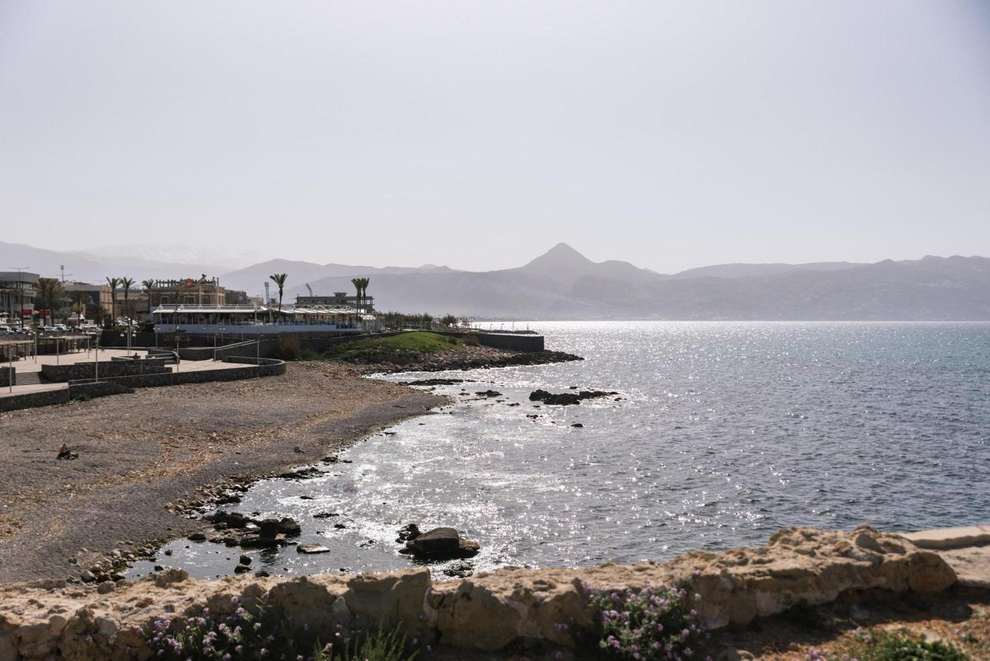 Alcyone Studios And Apartments Heraklion Exterior foto