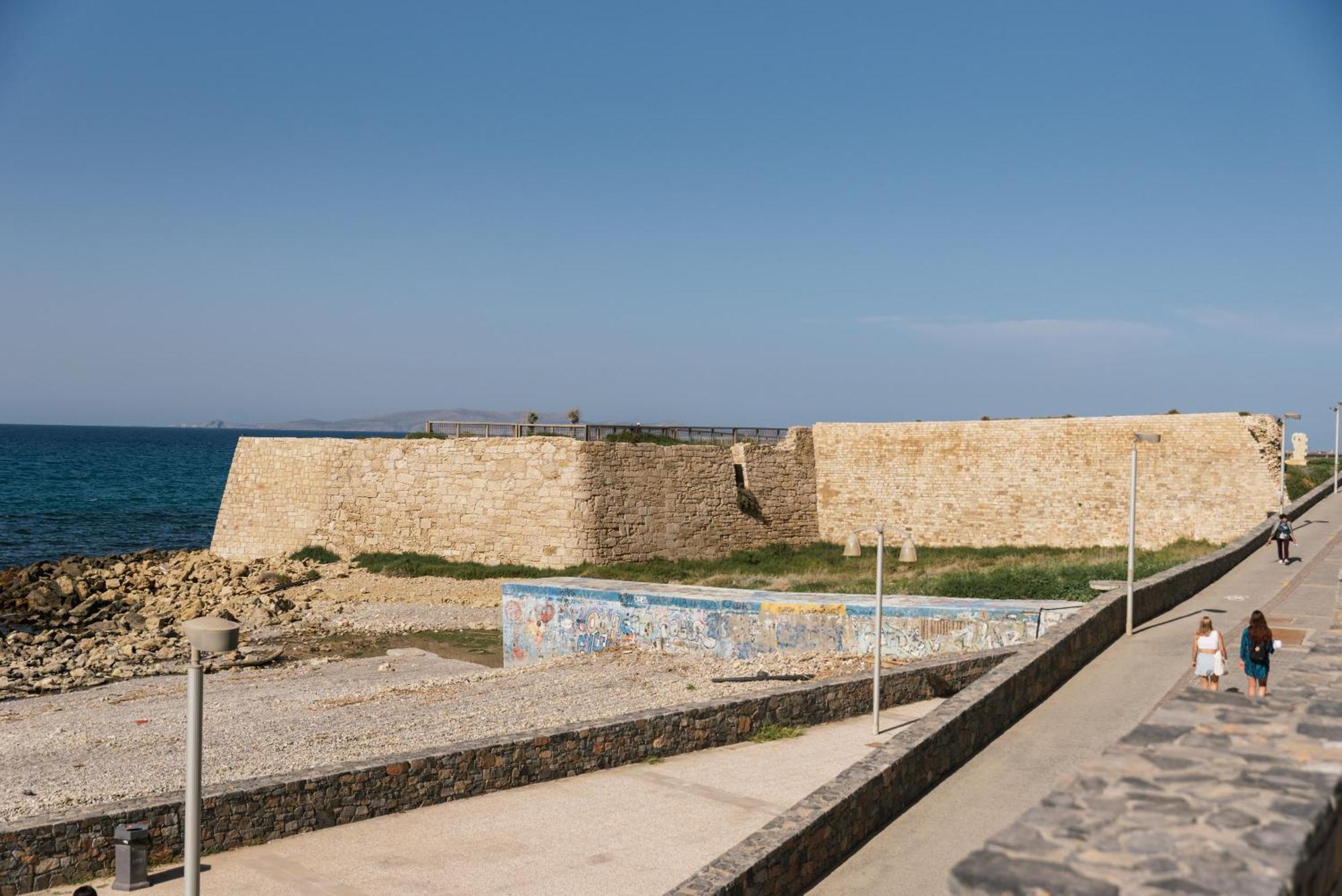 Alcyone Studios And Apartments Heraklion Exterior foto
